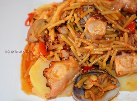 Fideuá de pulpo a la gallega