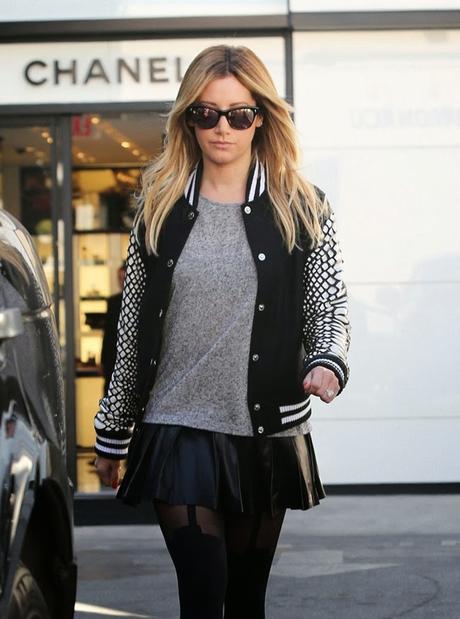 Mini Mini Falda Cancion