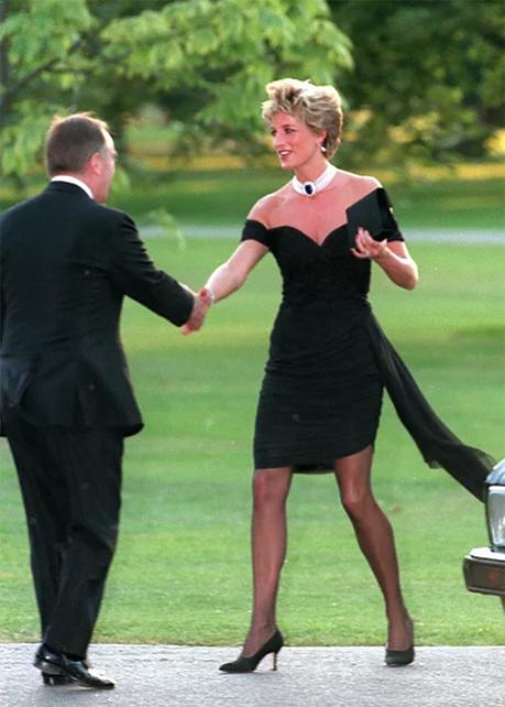 #Realeza: Las locuras de la #princesa Diana que enojaron a la #reina Isabel II (VIDEO)