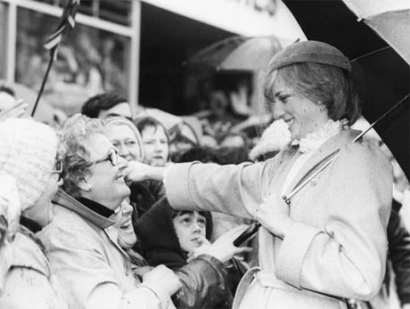 #Realeza: Las locuras de la #princesa Diana que enojaron a la #reina Isabel II (VIDEO)