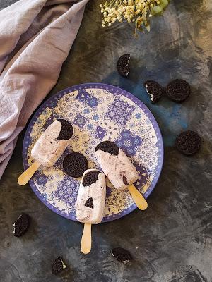 Polos de oreo, helado de oreo