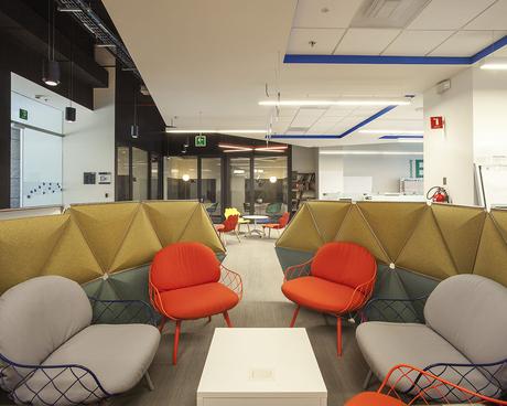 Oficinas AXA México / Arq. Juan Carlos Baumgartner (SpAce) Oficinas AXA México / Arq. Juan Carlos Baumgartner (SpAce)