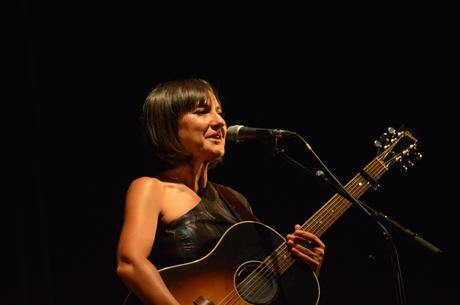 Concierto de Amaral en el verano #ponferradateabraza, la cercanía del dúo zaragozano alejó la distancia social