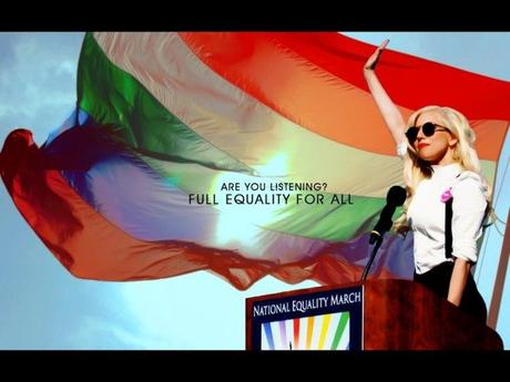 Lady Gaga desmiente que manipule a la comunidad gay