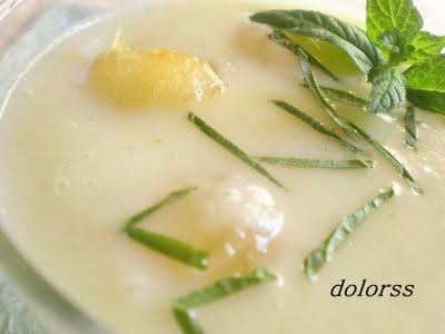 Crema fría de melón con menta