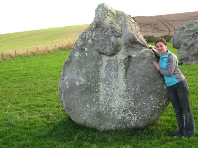 ENIGMAS DE PIEDRA: STONEHENGE Y AVEBURYHENGE