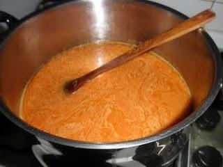 Sopa cremosa de marisco