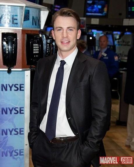 CAPTAIN AMERICA: Chris Evans y el staff de Marvel en el NYSE