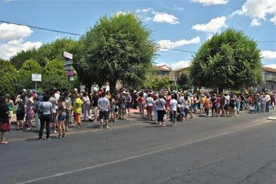 Éxito en la manifestación contra la subida de sueldo a la alcaldesa y concejales y a favor de plenos participativos en Alpedrete