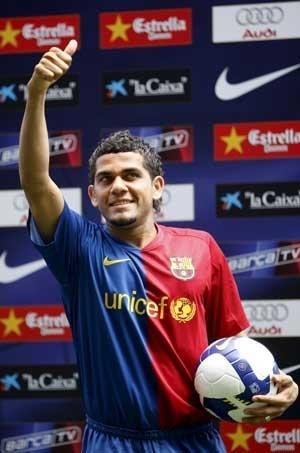 El mayor rival del @fcbarcelona : fichar en verano El mayor rival del @fcbarcelona : fichar en verano