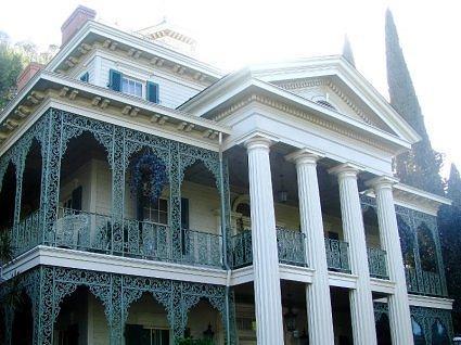 An Olde Southern Haunted Mansion, Disneyland