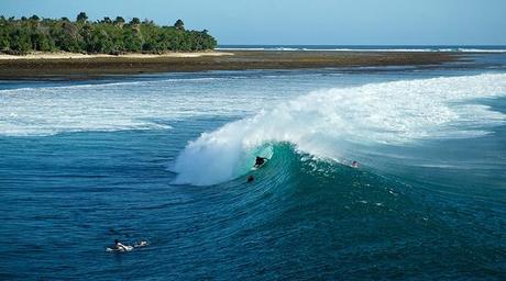 Surfing G-Land – Gragajan, Java