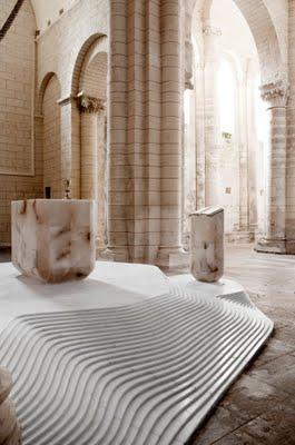 El altar topográfico del diseñador Mathieu Lehanneur