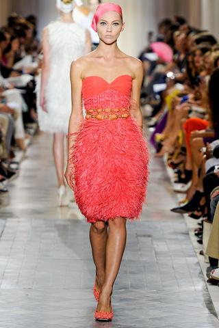 Giambattista Valli: Alta costura otoño-invierno 2012, París