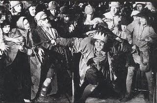 The Sconek-t musicaliza El jorobado de Nuestra señora de París, en la Cineteca