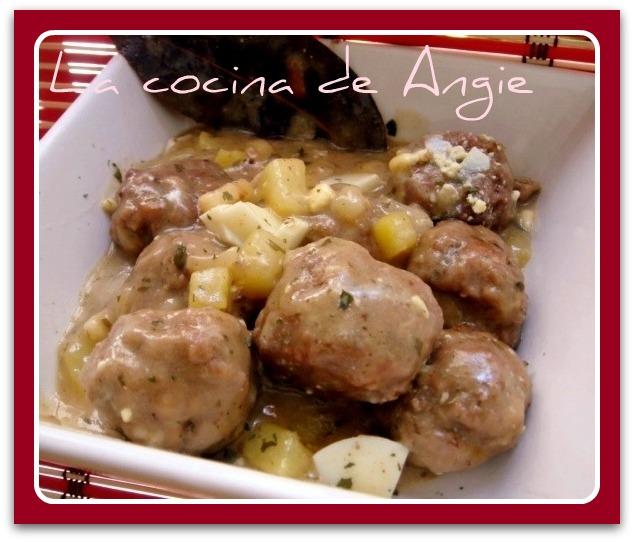 ALBÓNDIGAS EN SOBREUSA