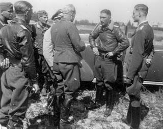 Werner Mölders supera el centenar de victorias aéreas - 15/07/1941.