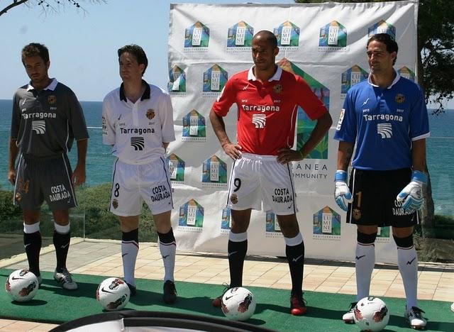 Ya tenemos las nuevas equipaciones