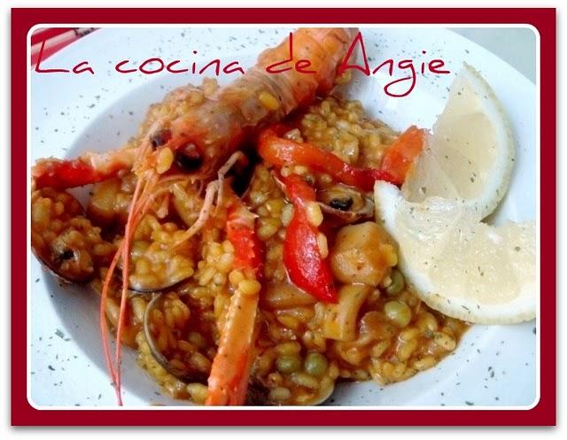 ARROZ CON CHOCO Y MARISCO