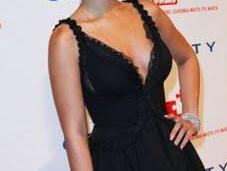 Rihanna, elegida Armani
