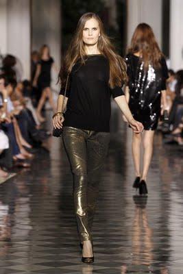 MANGO LLEGA PISANDO FUERTE EN OTOÑO 2011