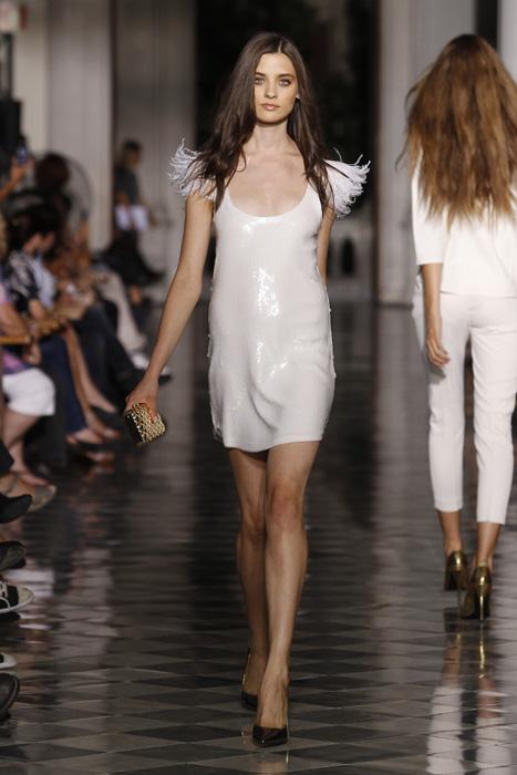 MANGO LLEGA PISANDO FUERTE EN OTOÑO 2011