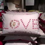 Me encanta este cojin   on Twitpic