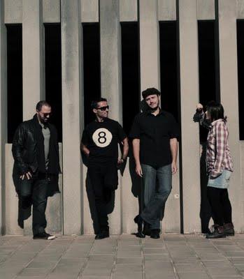 SUIDHE / SQUARED CIRCLES