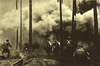 Alemanes y finlandeses combaten al comunismo en el lejano norte - 18/07/1941.