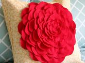 Cojín flor fieltro