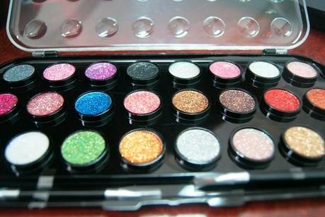 LOCA POR LAS COMPRAS