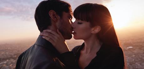 Mon Paris Intensément es el Nuevo Perfume de YSL que Simboliza la Locura del Amor portada-mon-paris-intensement