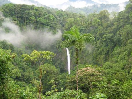 Cascada en Costa Rica