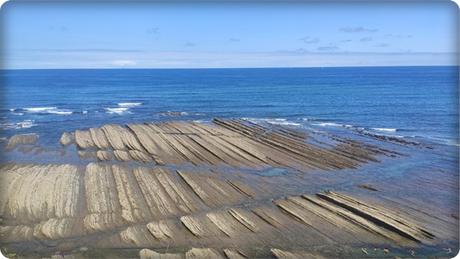 El Flysch con marea baja Ruta_del:Flysch_Curioson