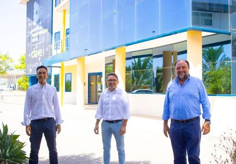 Clave informática y Clavei CST se integran en Clave International Holding en su salto al mercado nacional Clave informática y Clavei CST se integran en Clave International Holding en su salto al mercado nacional