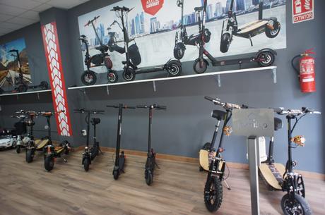 Sabway abre nueva tienda de patinetes eléctricos en Valencia