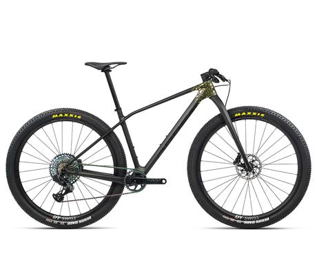 Orbea Alma 2021: 830 gramos de pura adrenalina