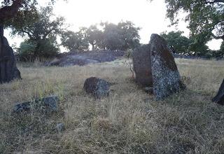 Imagen del mes: Dolmen del Alcornocón, o Juan Durán I, en San Vicente de Alcántara Imagen del mes: Dolmen del Alcornocón, o Juan Durán I, en San Vicente de Alcántara