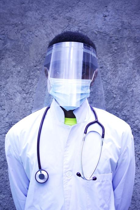 Más de 10.000 profesionales sanitarios infectados por COVID19 en África