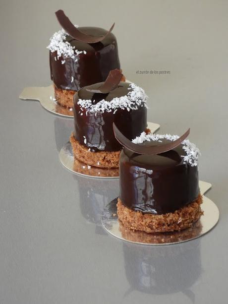 Semifrío de Coco con Mousse de jugo de Caña