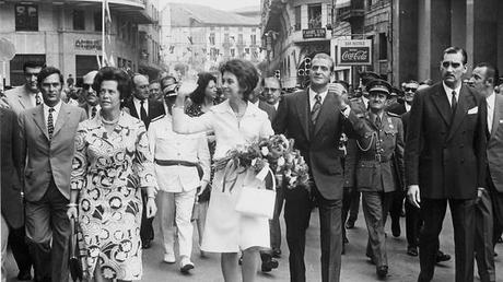 Sus Majestades durante una visita a Santander