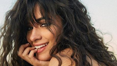 Sin la parte de arriba: la foto de Camila Cabello que causó furor