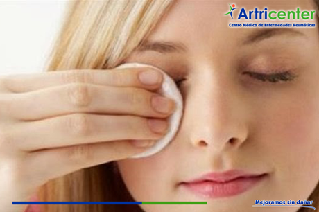 Consejos para mantener una buena higiene ocular en los pacientes reumáticos.