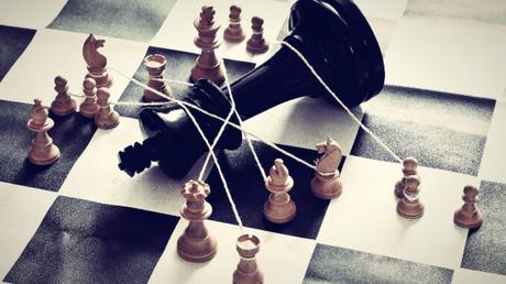 JAQUE QUE NO MATE A REY, POR AHORA