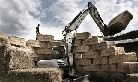 la fabricación de casas de alpacas de pajas es una alternativa barata y sostenible.