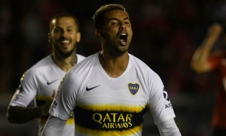 El jugador que podría retornar a Boca si no llega Silvio Romero