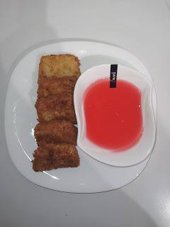 Pastel de merluza y gambas rebozado.