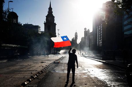 Video de los Viernes: Chile Despertó, Piñera No