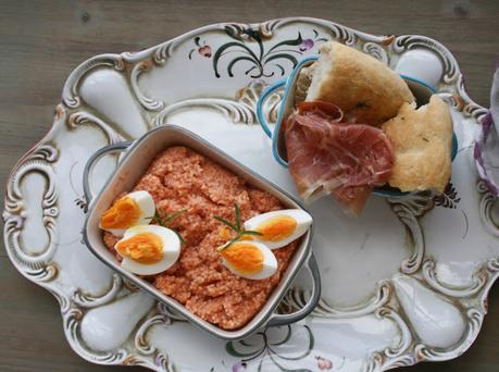 Cuscús al salmorejo El Ágora de Ángeles Cuscús al salmorejo El Ágora de Ángeles