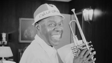 LOUIS ARMSTRONG, 119 AÑOS DEL NACIMIENTO DE UN ARTISTA ÚNICO, INCOMPARABLE